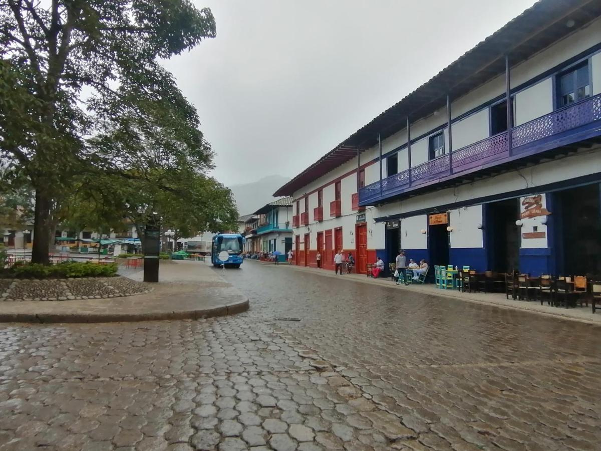 Hostal Y Cabanas Los Juanes Jardin Bagian luar foto