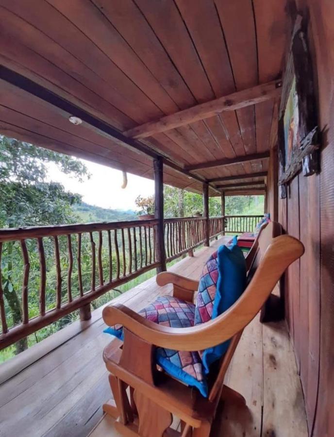 Hostal Y Cabanas Los Juanes Jardin Bagian luar foto